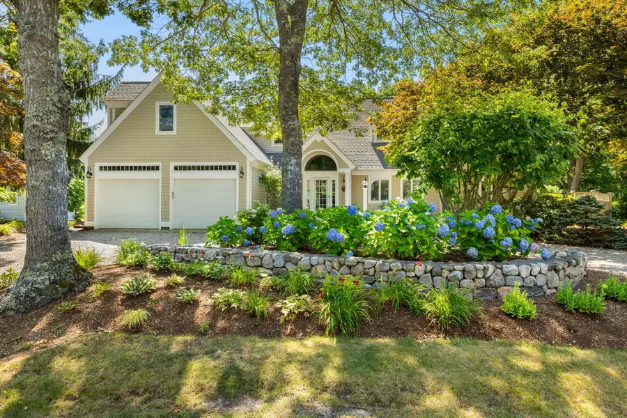 13 Driftwood Circle, Mashpee, MA 02649 - #2