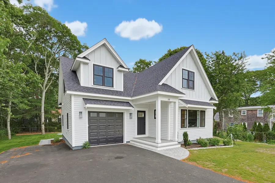 19 Puritan Road, Buzzards Bay, MA 02532 - #2