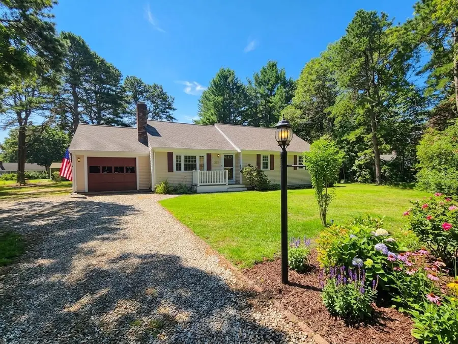 23 Prudence Lane, Cotuit, MA 02635 - #3