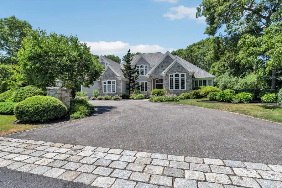 20 Eagle Drive, Mashpee, MA 02649 - #2