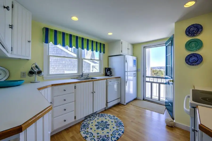 225 N Shore Boulevard #UNIT J, East Sandwich, MA 02537 - #2