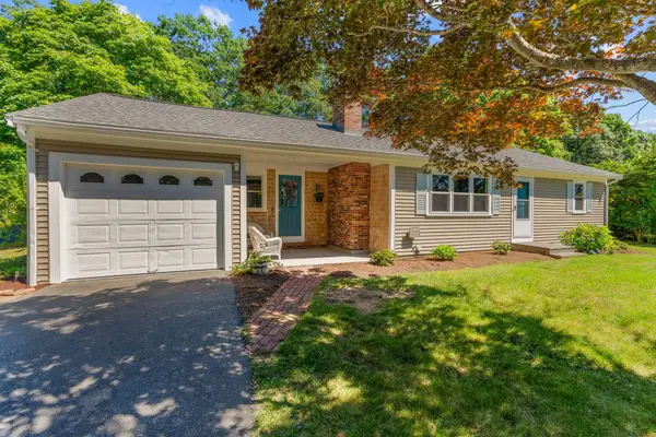 53 Uncle Willies Way, Hyannis, MA 02601
