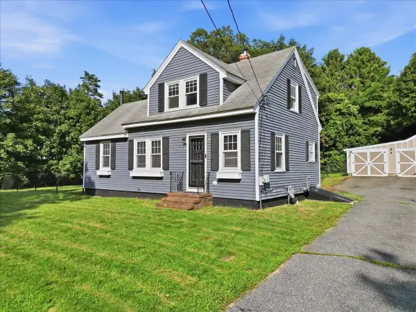64 Camp Opechee Road, Centerville, MA 02632