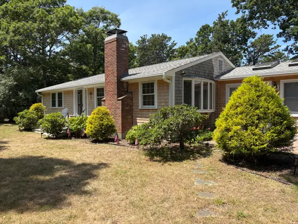 375 Meetinghouse Road, Eastham, MA 02642
