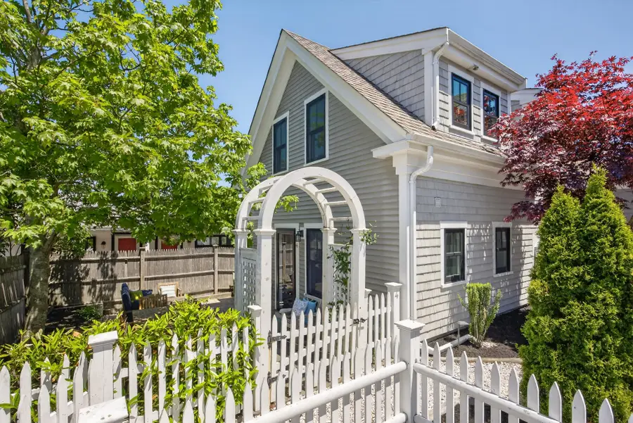 7 Conant Street #Unit 4, Provincetown, MA 02657 - #3