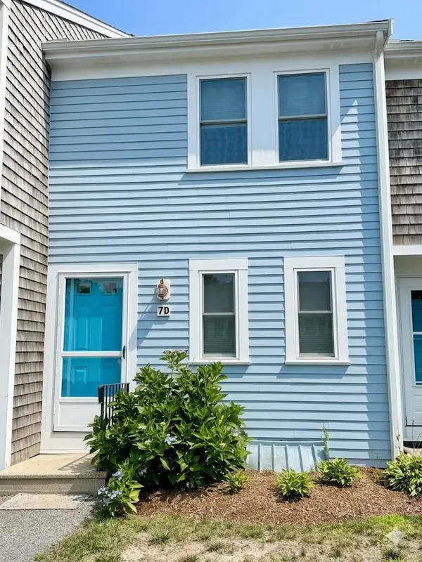 300 Falmouth Road #APT 7D, Mashpee, MA 02649
