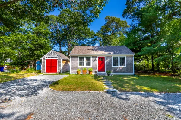 132 Williams Avenue, Pocasset, MA 02559
