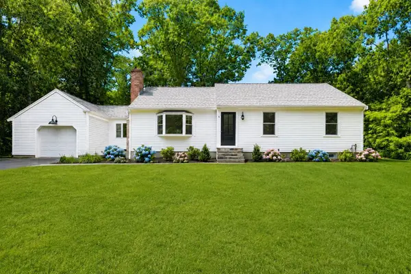 5 Candlewood Drive, Sandwich, MA 02563