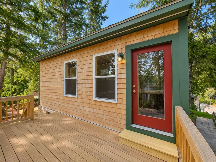 12 Hideaway Road, Buzzards Bay, MA 02532 - #3