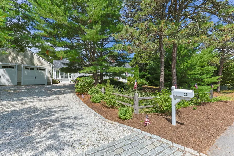 25 Pilgrims Path, Eastham, MA 02642 - #3
