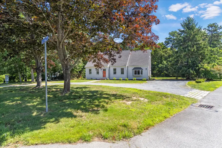 6 Braley Jenkins Road, Centerville, MA 02632 - #2