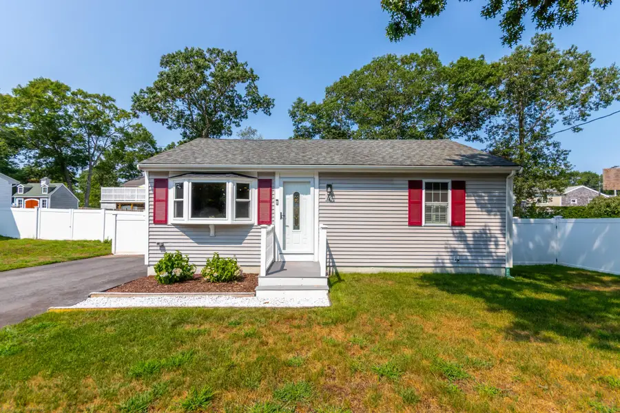 4 Standish Avenue, East Wareham, MA 02538 - #2
