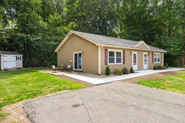 30 Old Forge Road, Bridgewater, MA 02324