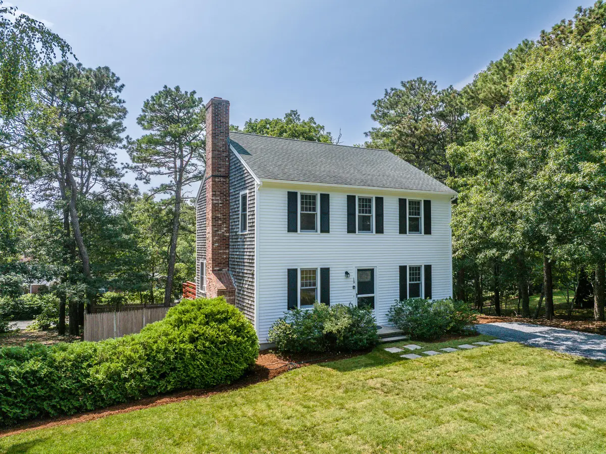 19 Waltham Circle, West Yarmouth, MA 02673 - #1
