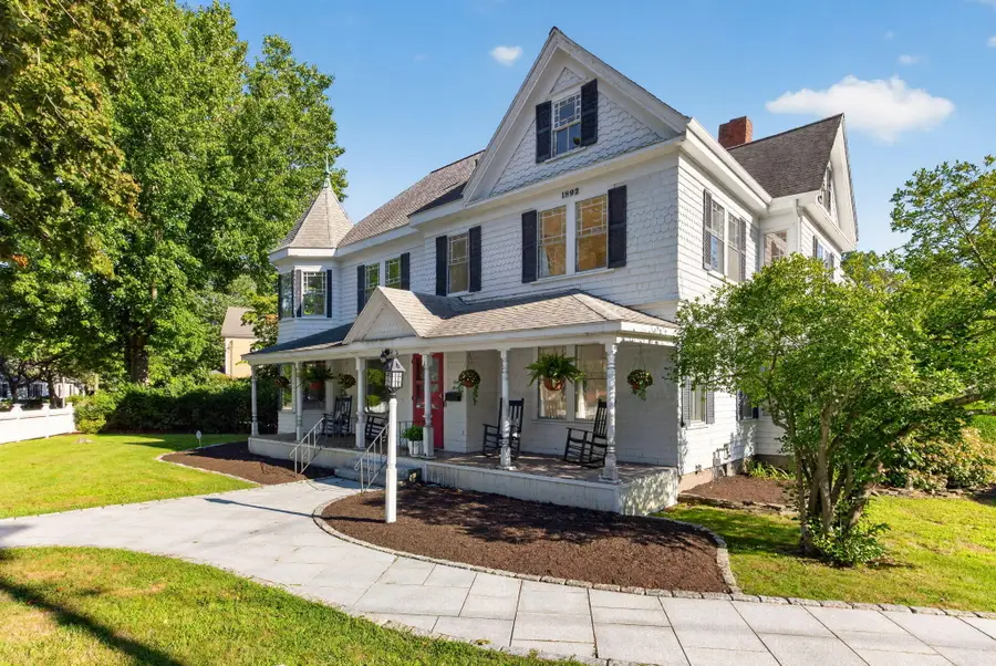 1 Main Street, Falmouth, MA 02540 - #3