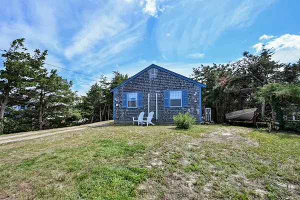 34 N Shore Blvd Extension, East Sandwich, MA 02537