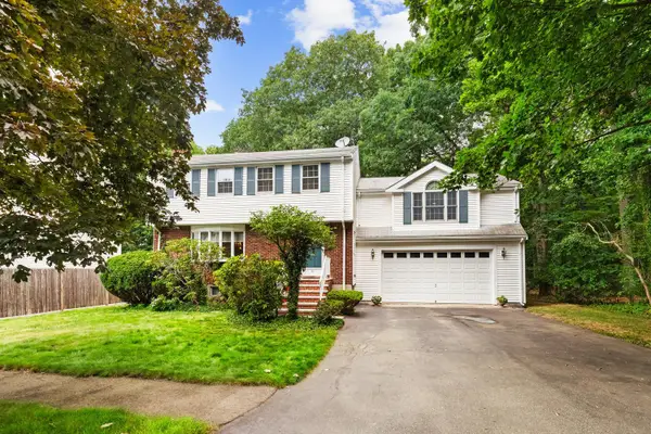 44 Quarry Lane, Milton, MA 02186