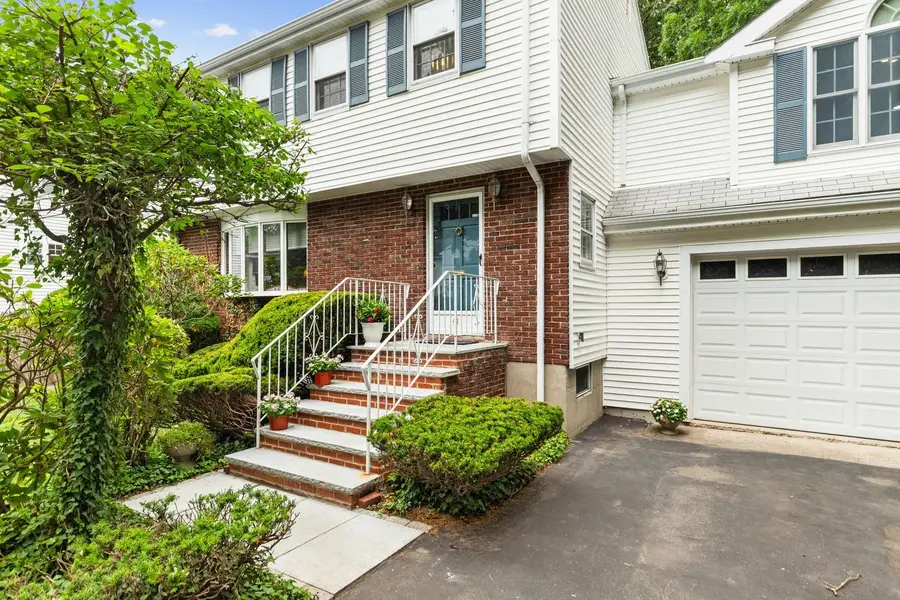 44 Quarry Lane, Milton, MA 02186 - #3