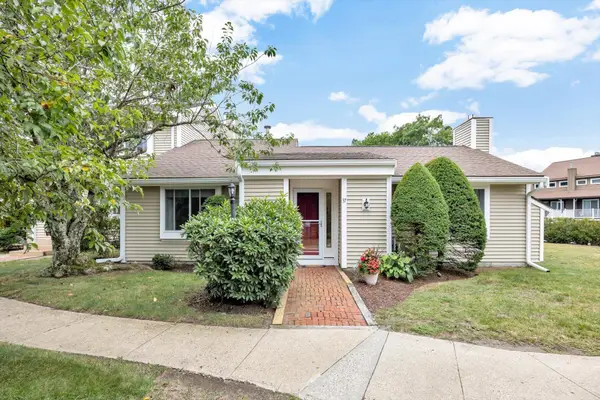 37 Ships View Terrace #UNIT 37, Buzzards Bay, MA 02532