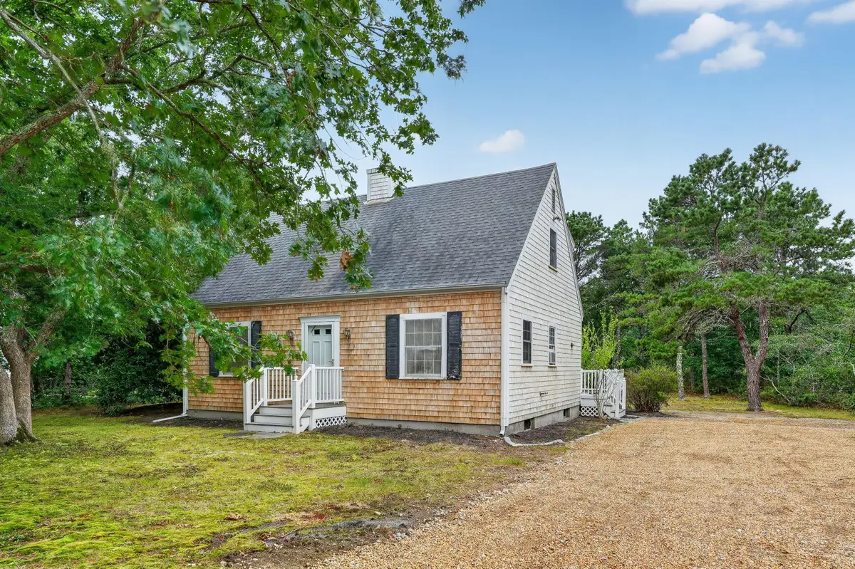 9 Marthas Road, Edgartown, MA 02539 - #1