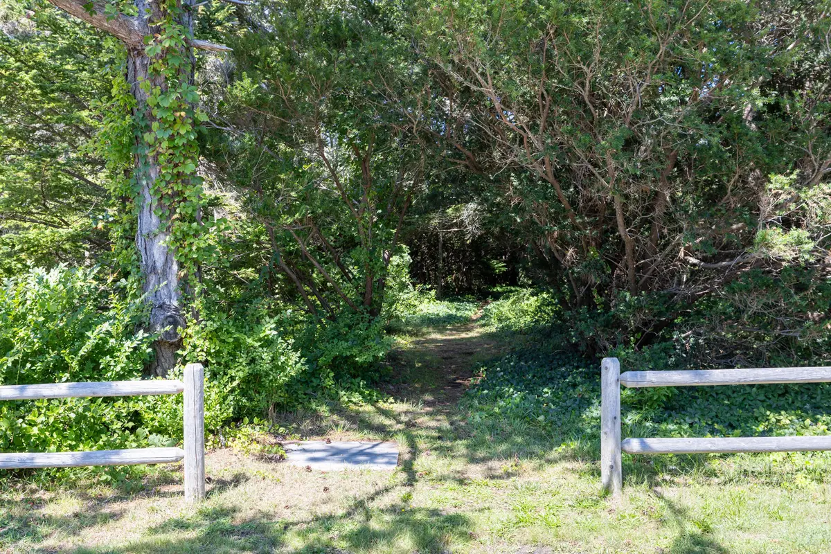 264 Sea View Avenue, Osterville, MA 02655 - #1