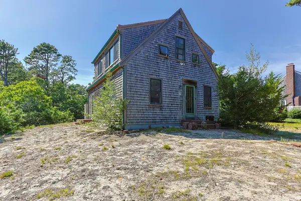 56 Warren Road, Wellfleet, MA 02667