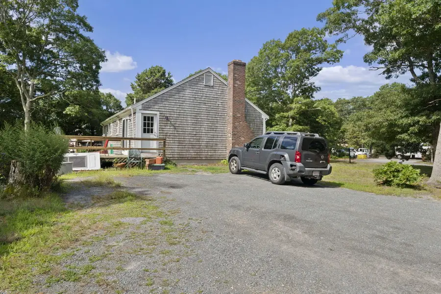 24 S Sea Avenue, West Yarmouth, MA 02673 - #3