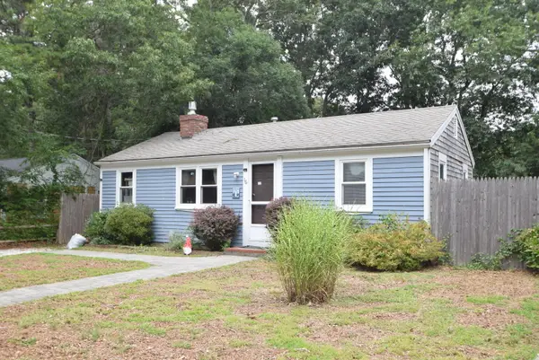 16 Circuit Road, West Yarmouth, MA 02673