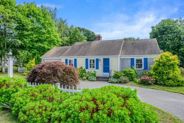 23 Long Road, Harwich, MA 02645