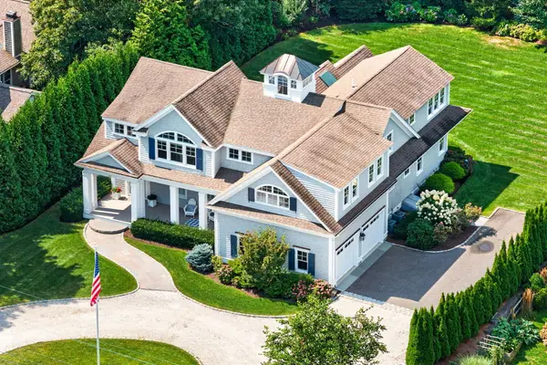 40 Middle Road, North Chatham, MA 02650
