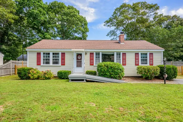 54 Holly Lane, South Yarmouth, MA 02664