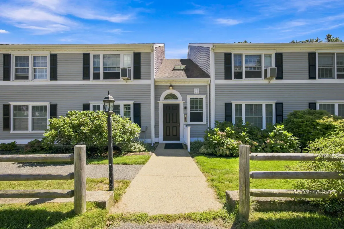 2 Englewood Drive #APT H3, Harwich, MA 02645 - #1