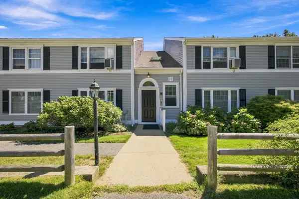 2 Englewood Drive #APT H3, Harwich, MA 02645