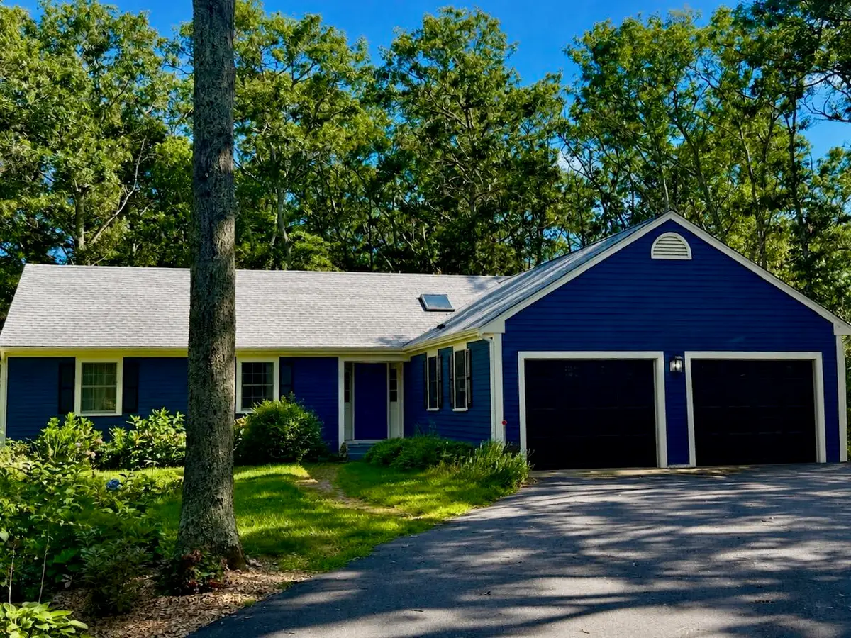 8 Golf Links Circle, Sandwich, MA 02563 - #1