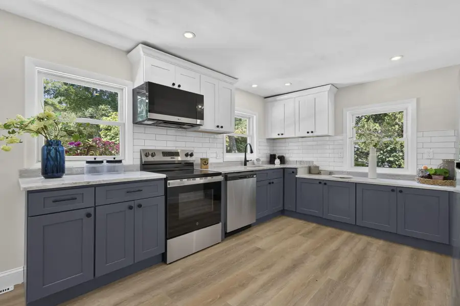 46 Lake Shore Drive, East Falmouth, MA 02536 - #2