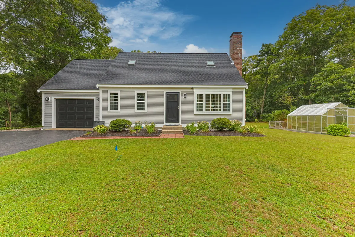 34 Commodore Lane, Marstons Mills, MA 02648 - #1
