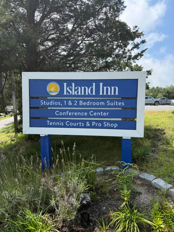 21 Island Inn Road #UNIT 38 G, Oak Bluffs, MA 02557