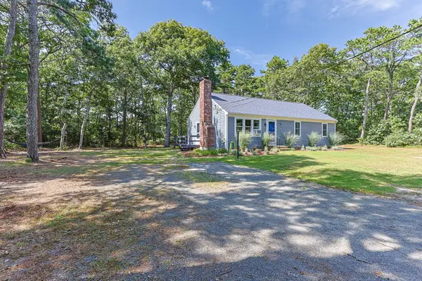 18 Christopher Way, Harwich, MA 02645