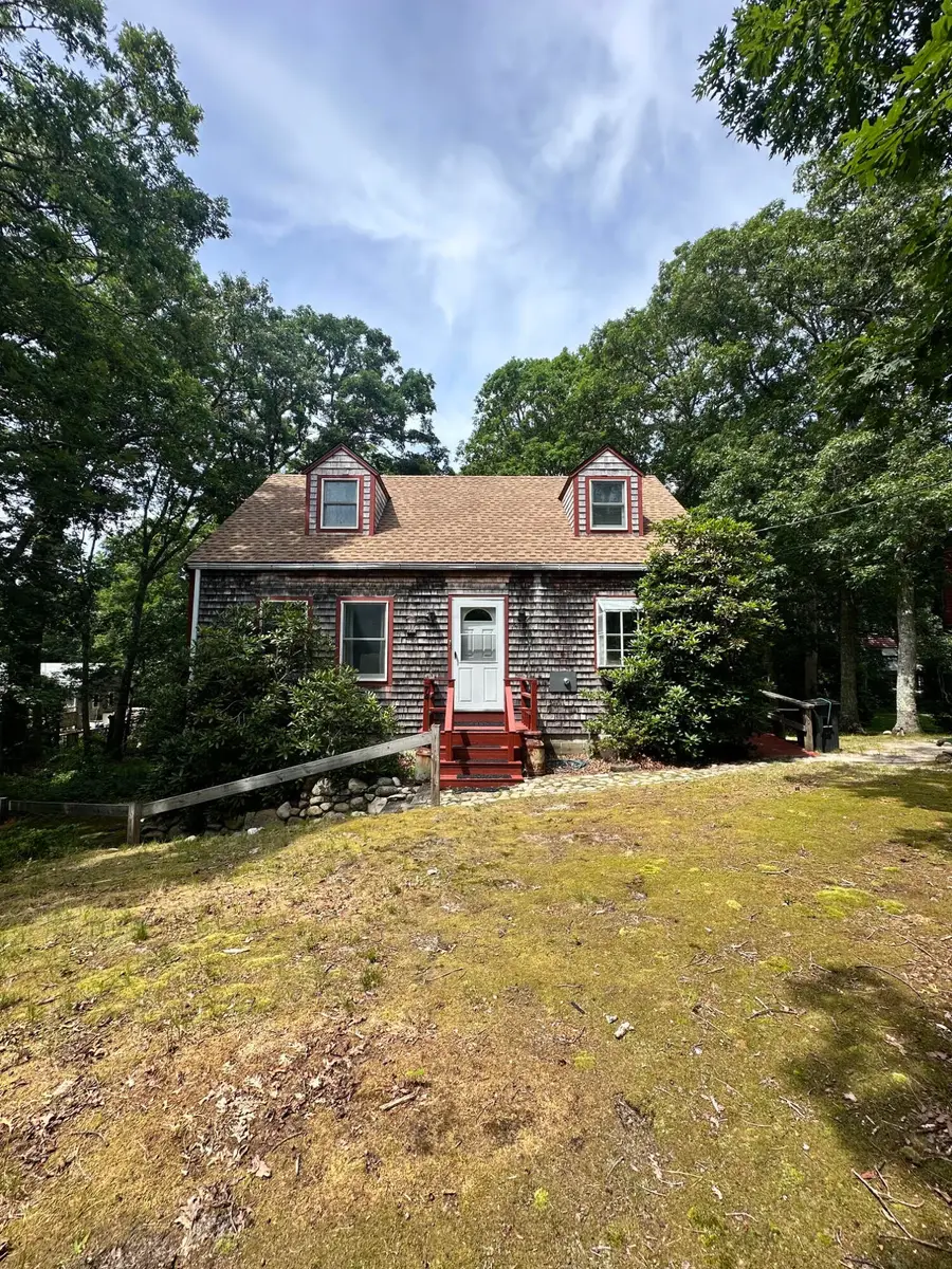 74 Chase Lane & 25 Norton Ave, Vineyard Haven, MA 02568 - #2