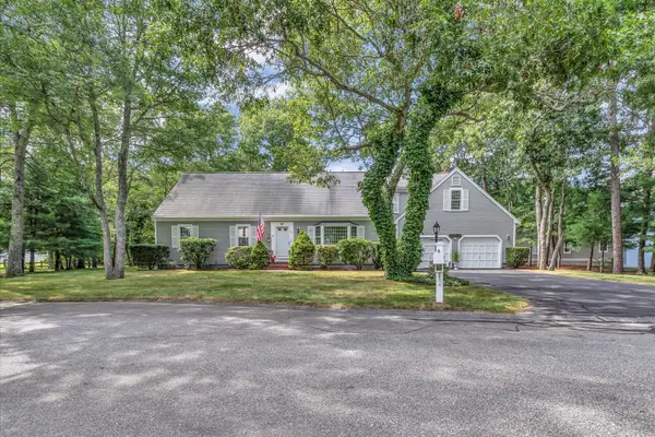 25 Wiley Post Lane, East Falmouth, MA 02536