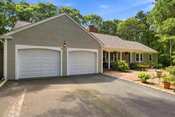 114 Carriage Lane, Barnstable, MA 02630
