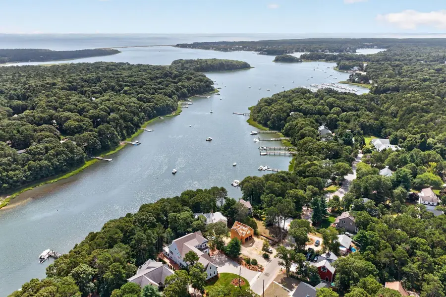 28 Quaker Run Road, Mashpee, MA 02649 - #3