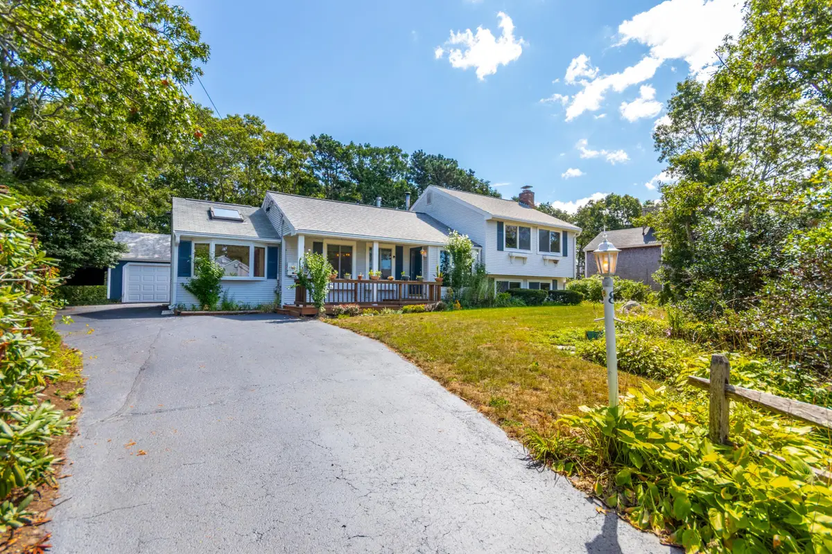 8 Laura Lane, Monument Beach, MA 02553 - #1