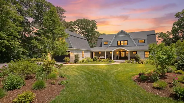 201 Scraggy Neck Road, Cataumet, MA 02534