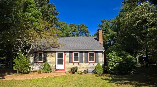 49 Lakeview Drive, Harwich, MA 02645