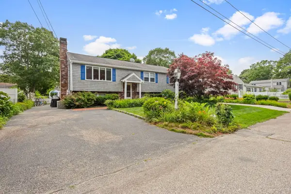 63 Ellsworth Drive, Falmouth, MA 02540