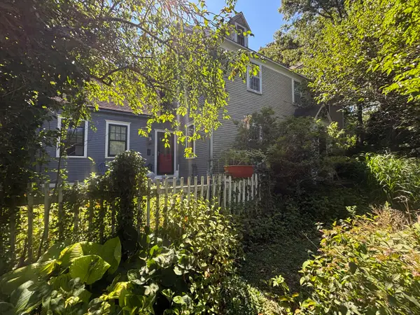 4 Mary Leal Lane, East Sandwich, MA 02537