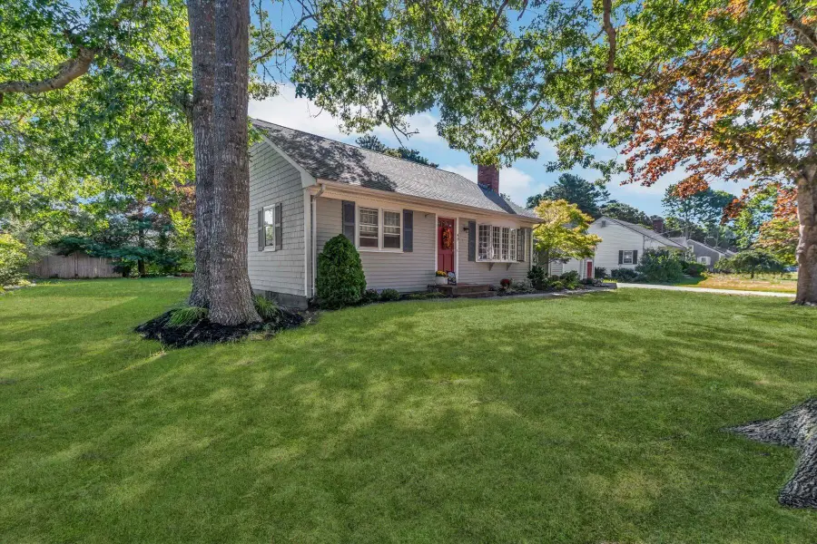 40 Captain Stanley Road, South Yarmouth, MA 02664 - #2