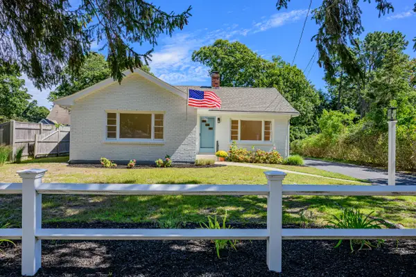 129 Belmont Road, West Harwich, MA 02671