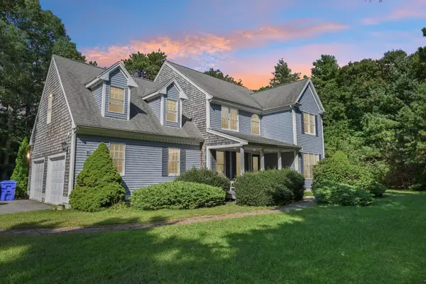 8 Tiffany Road, Bourne, MA 02532
